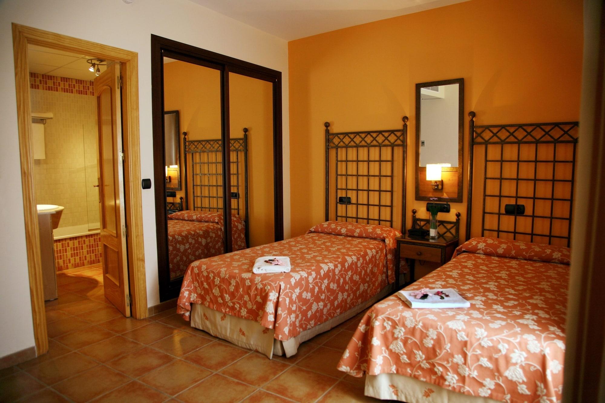 Hotel Ele Santabarbara Castilleja de la Cuesta Exteriér fotografie